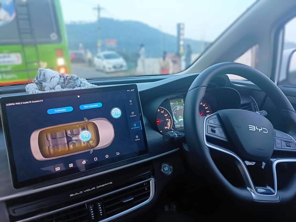 BYD eMAX 7 Infotainment